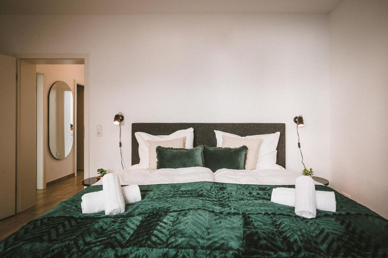Design Apartment in City Lübeck with Terrace - Kingsize - 1,2km to city center - 62qm - Netflix Exterior foto