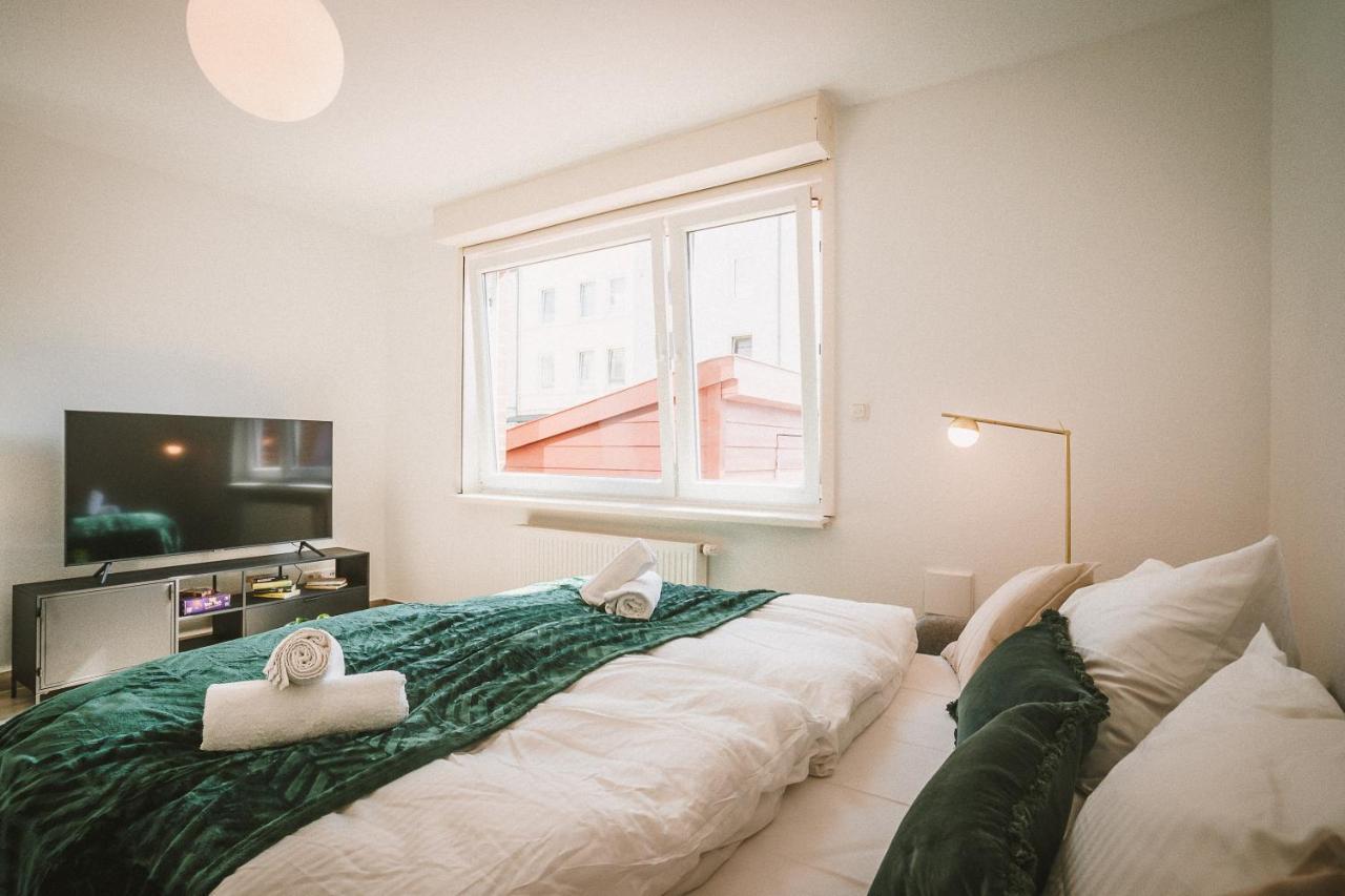 Design Apartment in City Lübeck with Terrace - Kingsize - 1,2km to city center - 62qm - Netflix Exterior foto