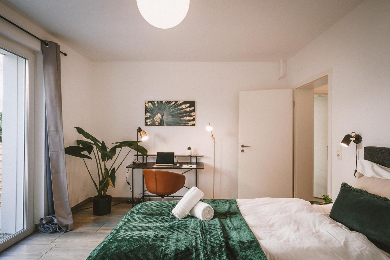 Design Apartment in City Lübeck with Terrace - Kingsize - 1,2km to city center - 62qm - Netflix Exterior foto