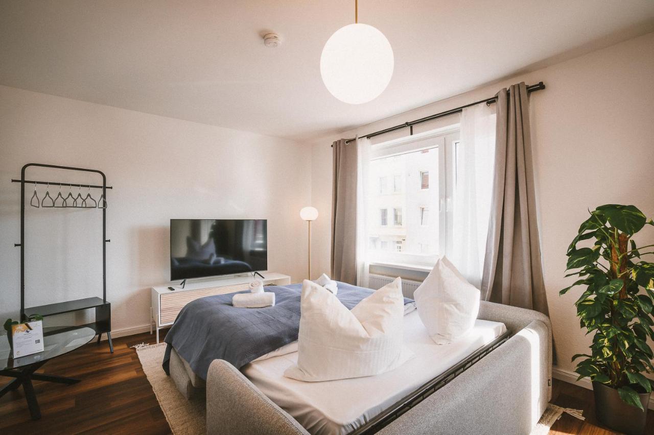 Design Apartment in City Lübeck with Terrace - Kingsize - 1,2km to city center - 62qm - Netflix Exterior foto